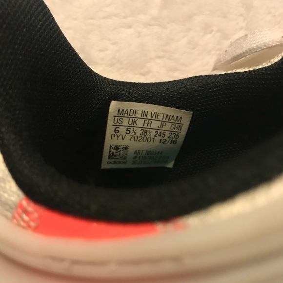 White and pink adidas eqt - Picture 6 of 7